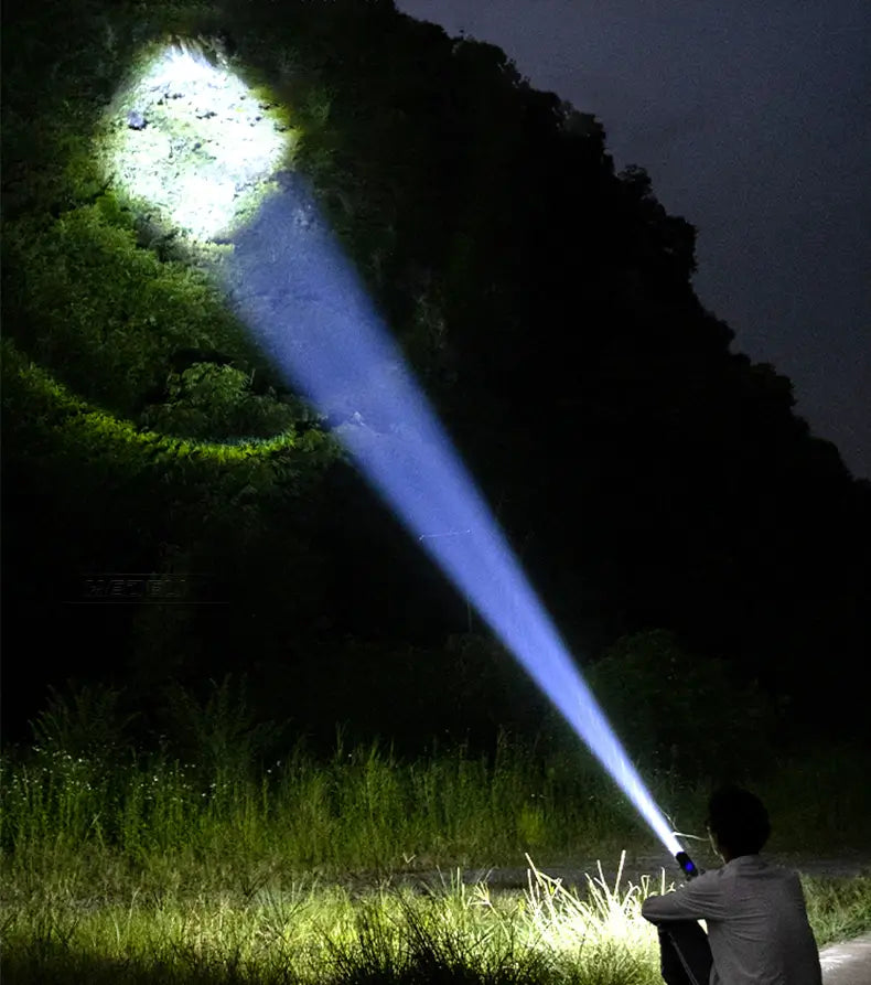 Portabel XHP220 Ultraljus Ficklampa