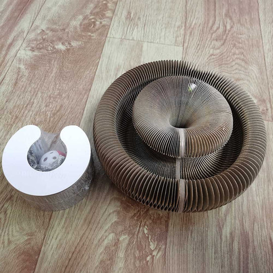 Kattmagisk klösbräda