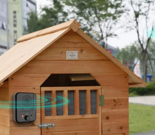 Träningsanordning med ultraljud mot skall