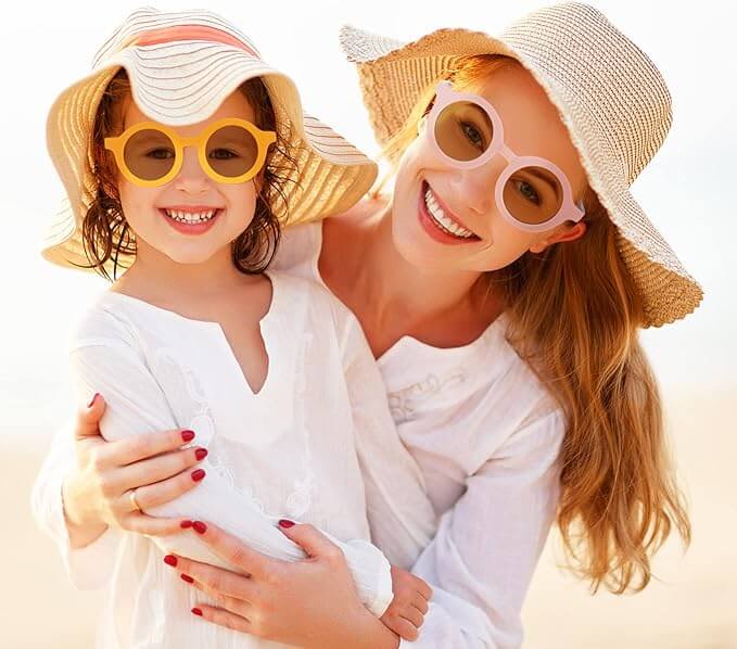 Solglasögon och hårbågset