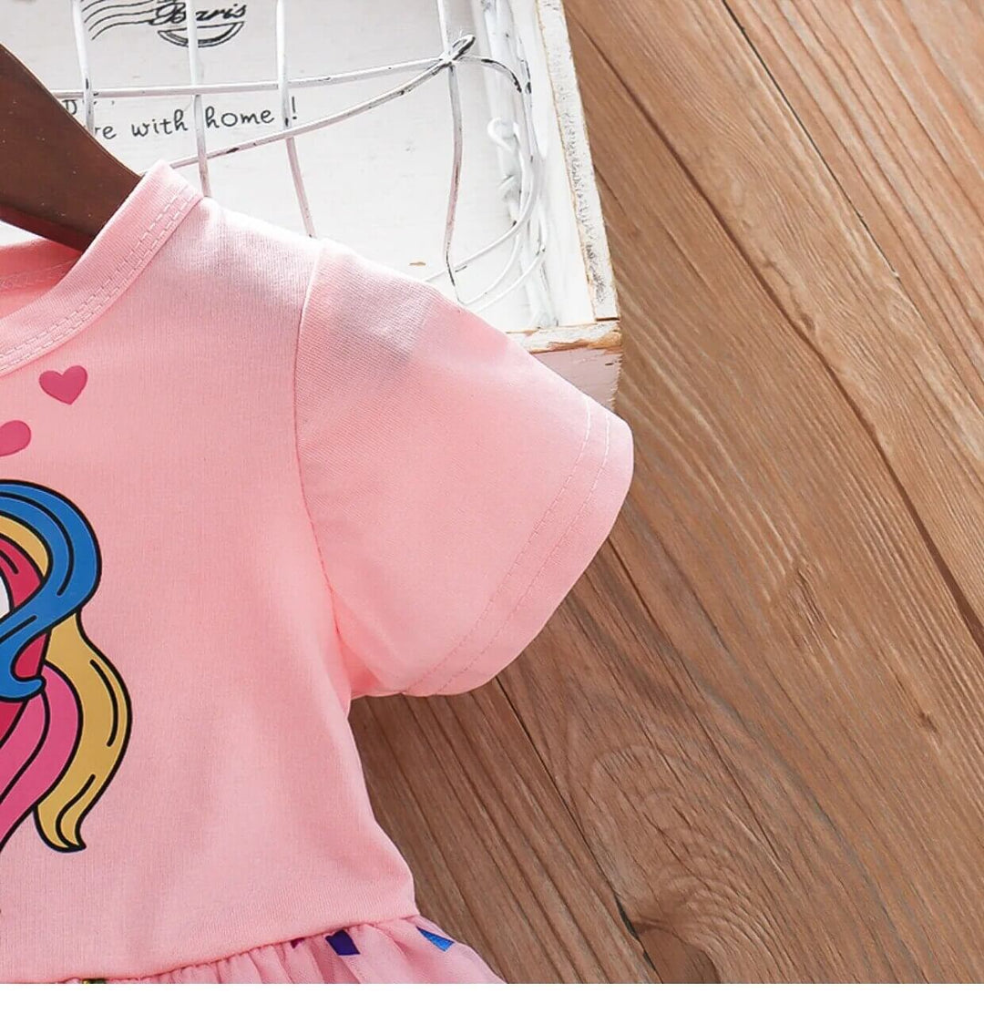 Förtrollande Barnenhörning Klänning