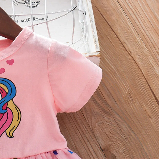 Förtrollande Barnenhörning Klänning