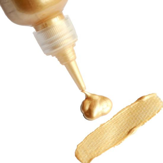 Metallisk akrylfärg