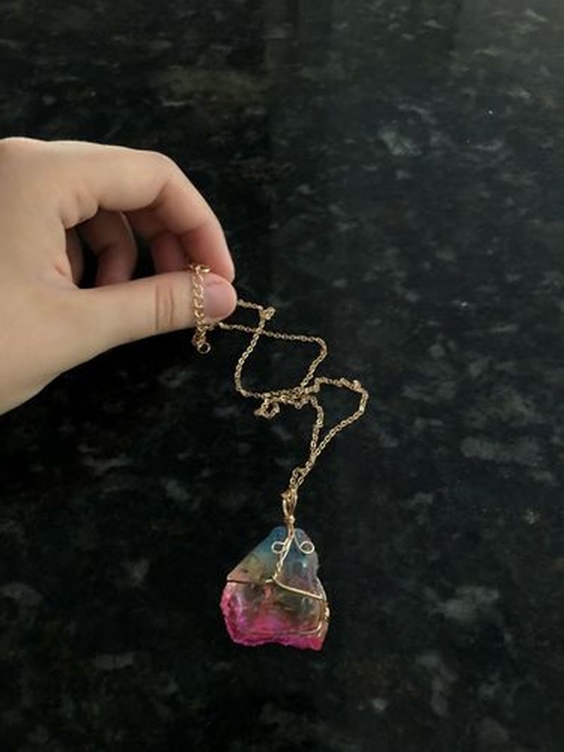 Regnbågskvarts halsband