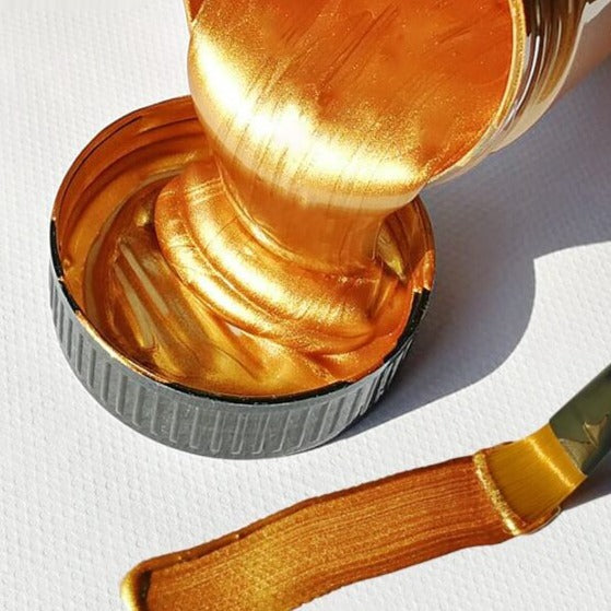 Metallisk akrylfärg