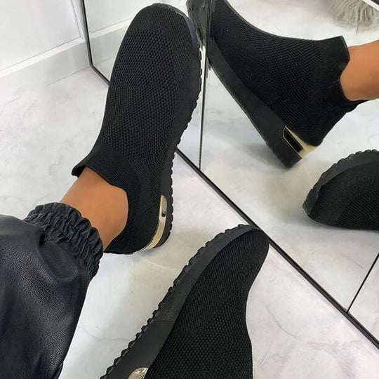 Elastiska slip-on sneakers